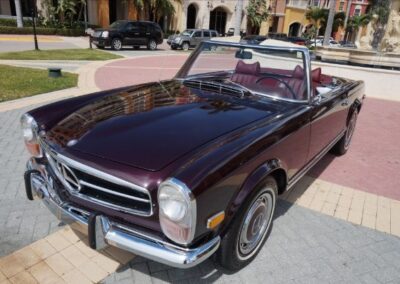 1970 Mercedes 280 SL “pagoda” automatic