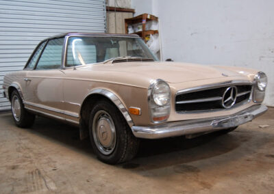 1968 Mercedes 280 SL “pagoda”